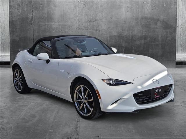 2022 Mazda MX-5 Miata Grand Touring