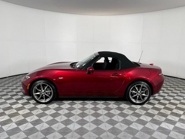 2022 Mazda MX-5 Miata Grand Touring