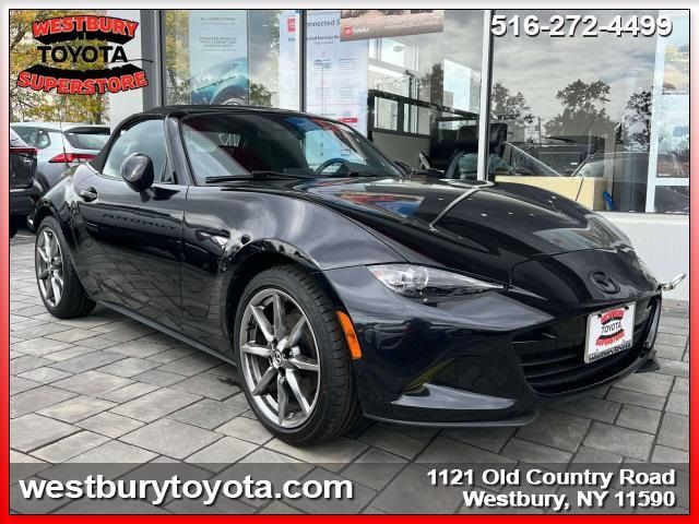 2022 Mazda MX-5 Miata Grand Touring