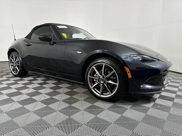 2022 Mazda MX-5 Miata Grand Touring