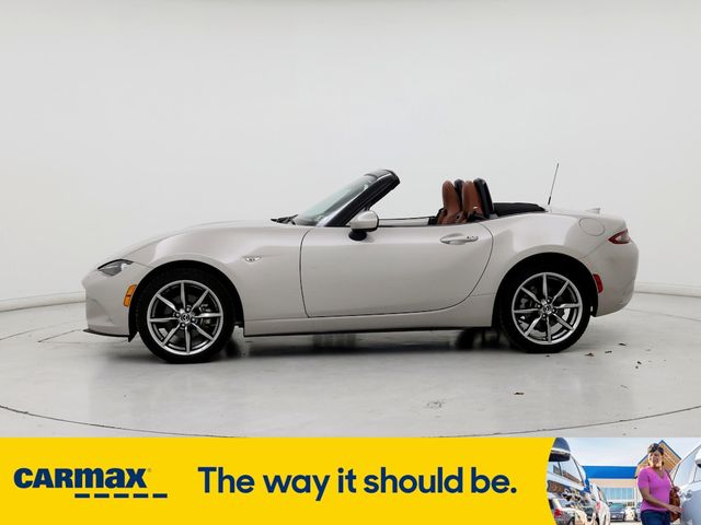 2022 Mazda MX-5 Miata Grand Touring