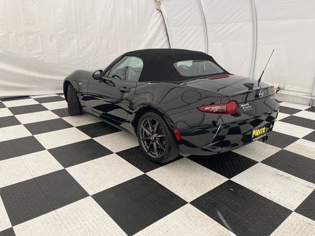 2022 Mazda MX-5 Miata Grand Touring