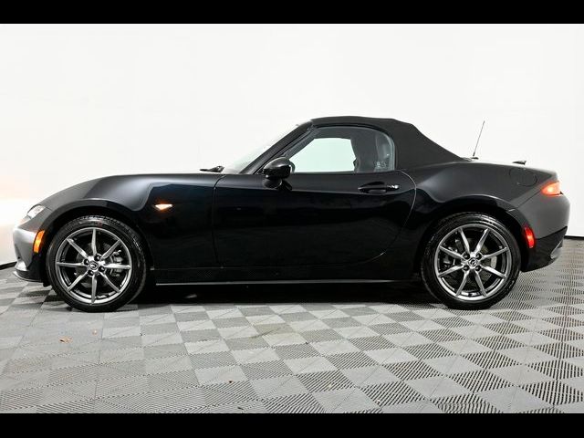 2022 Mazda MX-5 Miata Grand Touring