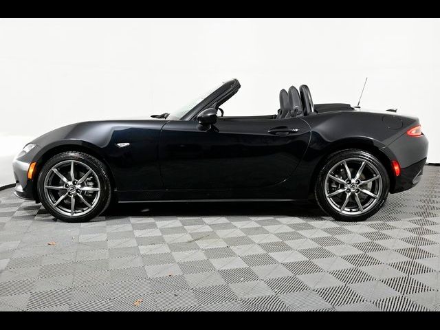 2022 Mazda MX-5 Miata Grand Touring