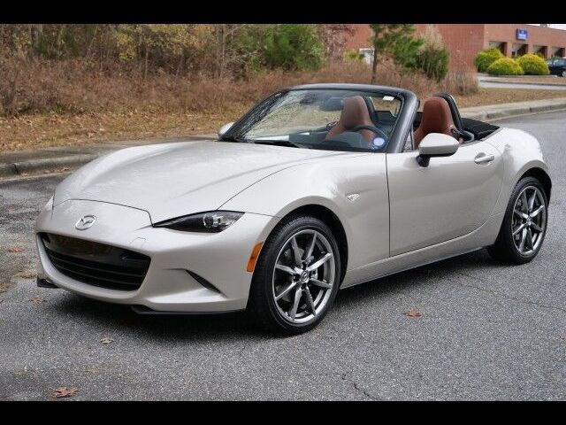 2022 Mazda MX-5 Miata Grand Touring