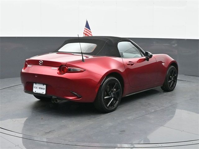 2022 Mazda MX-5 Miata Sport