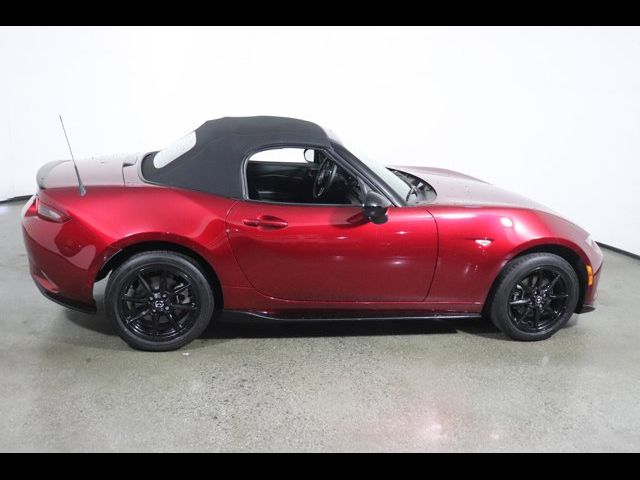 2022 Mazda MX-5 Miata Sport