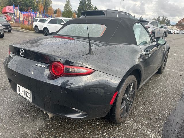 2022 Mazda MX-5 Miata Sport