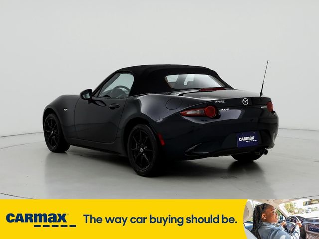 2022 Mazda MX-5 Miata Sport