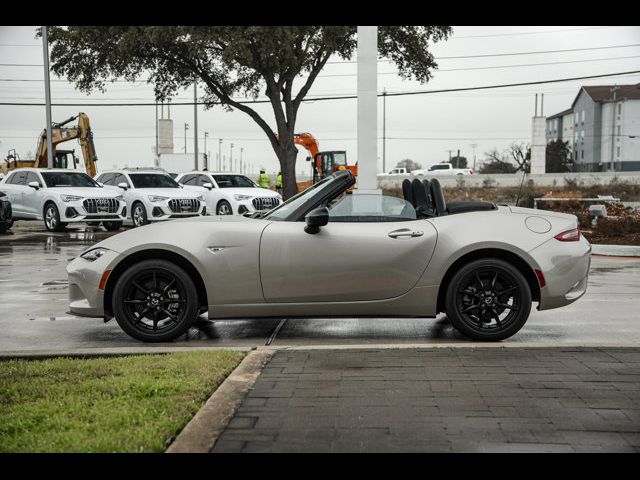 2022 Mazda MX-5 Miata Sport