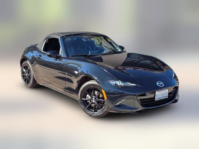 2022 Mazda MX-5 Miata Sport