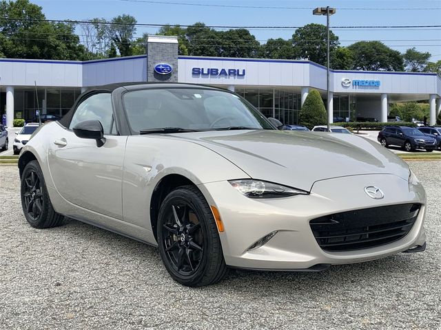 2022 Mazda MX-5 Miata Sport