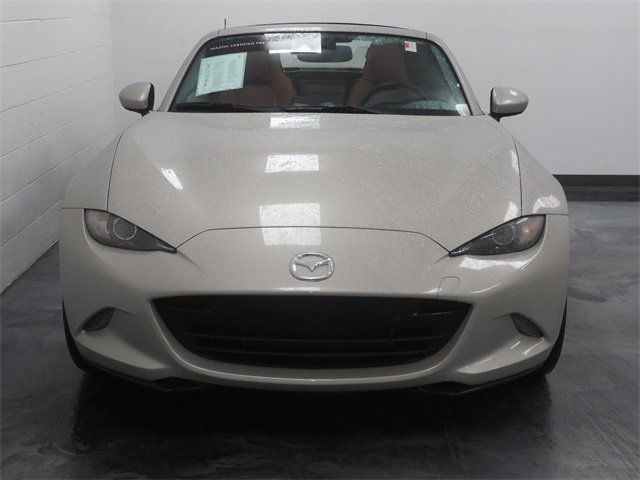 2022 Mazda MX-5 Miata RF Grand Touring