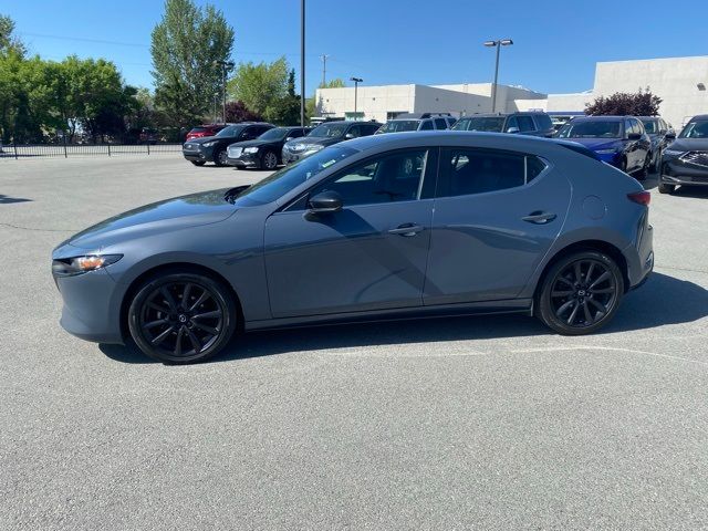 2022 Mazda Mazda3 Carbon Edition