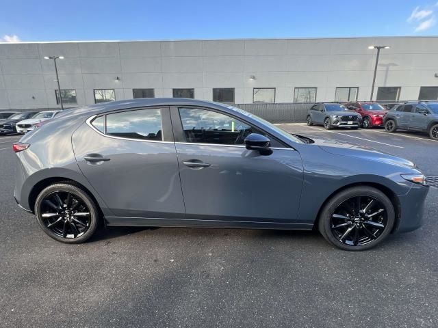 2022 Mazda Mazda3 Carbon Edition