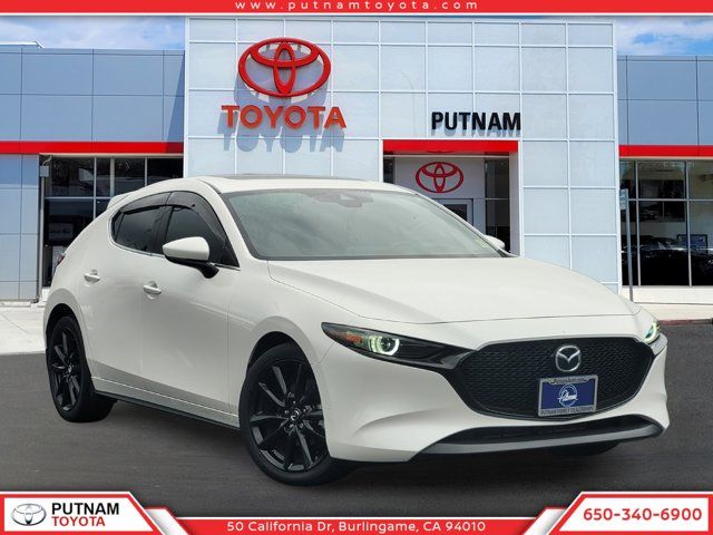 2022 Mazda Mazda3 Premium