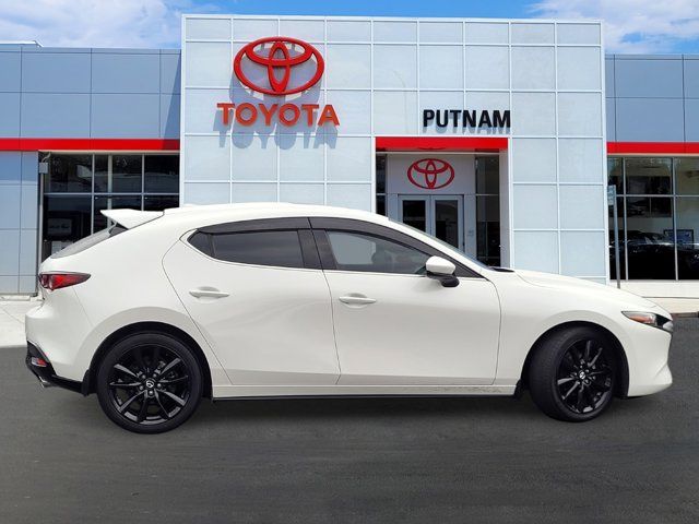 2022 Mazda Mazda3 Premium