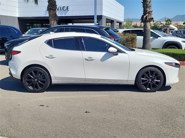 2022 Mazda Mazda3 Premium