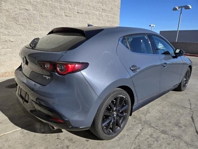 2022 Mazda Mazda3 Premium