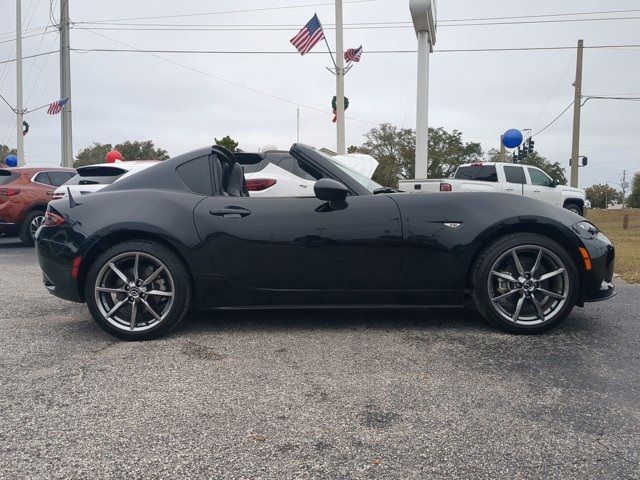 2022 Mazda MX-5 Miata RF Grand Touring