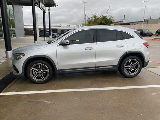 2022 Mercedes-Benz GLA 250