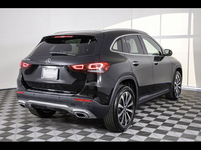 2022 Mercedes-Benz GLA 250