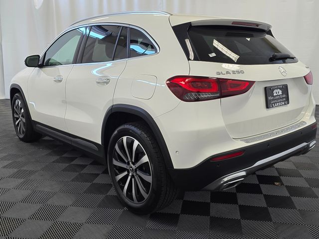 2022 Mercedes-Benz GLA 250