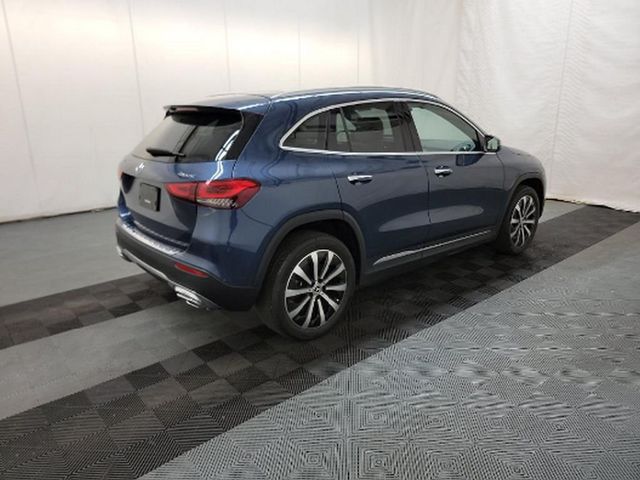 2022 Mercedes-Benz GLA 250