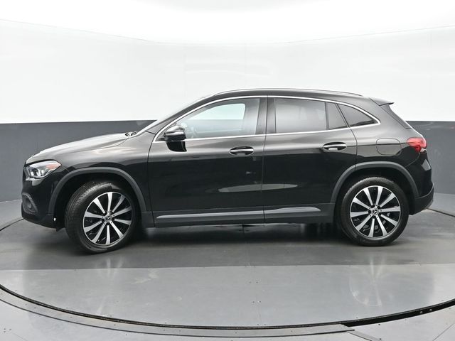 2022 Mercedes-Benz GLA 250