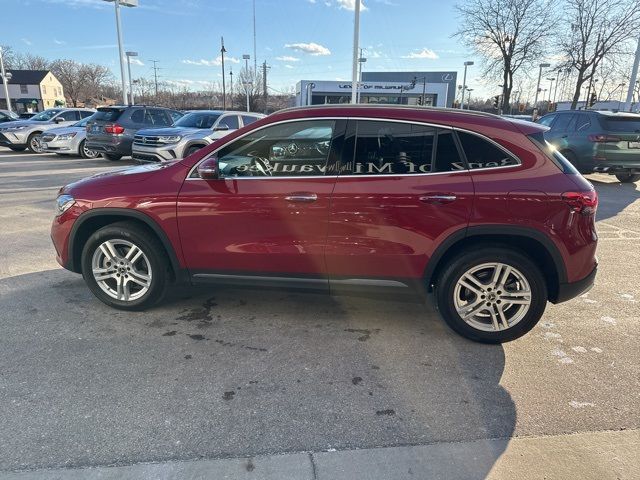 2022 Mercedes-Benz GLA 250