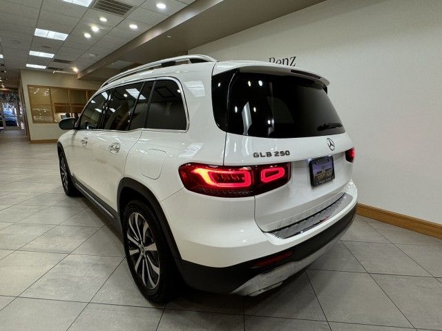 2022 Mercedes-Benz GLB 250