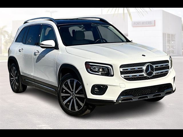 2022 Mercedes-Benz GLB 250