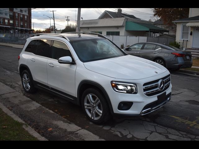 2022 Mercedes-Benz GLB 250