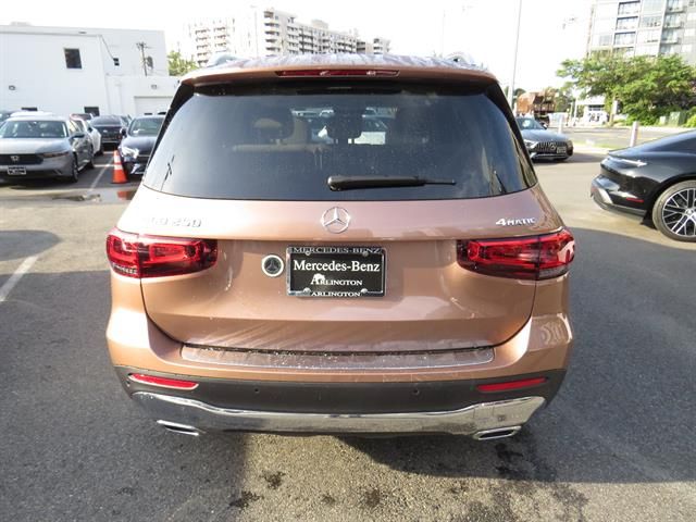 2022 Mercedes-Benz GLB 250