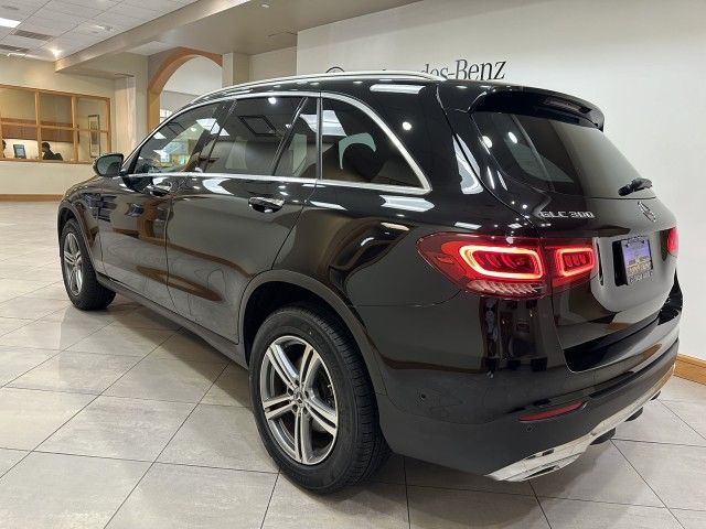 2022 Mercedes-Benz GLC 300