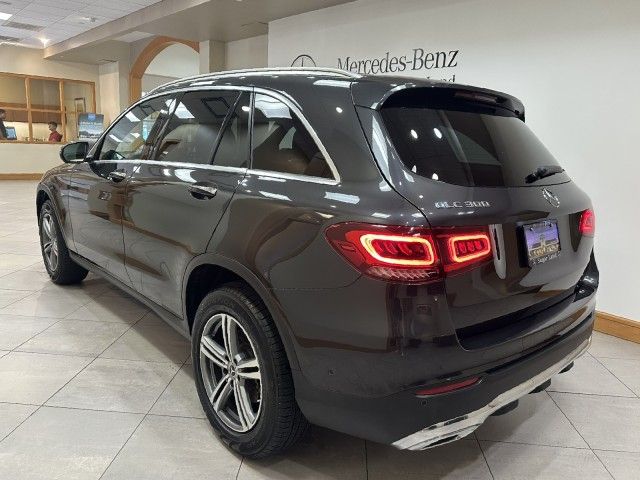 2022 Mercedes-Benz GLC 300