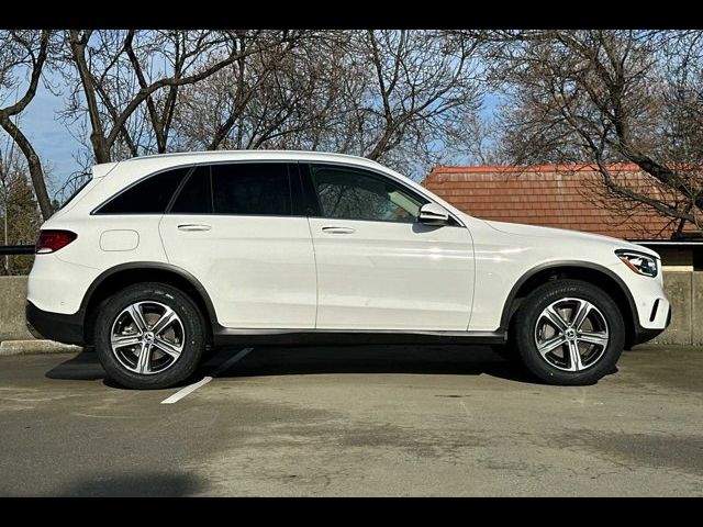 2022 Mercedes-Benz GLC 300