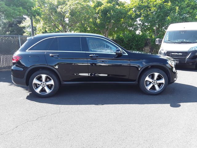 2022 Mercedes-Benz GLC 300