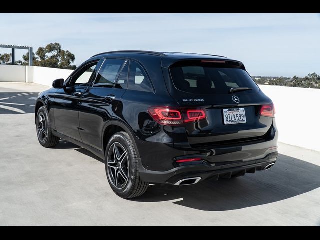 2022 Mercedes-Benz GLC 300