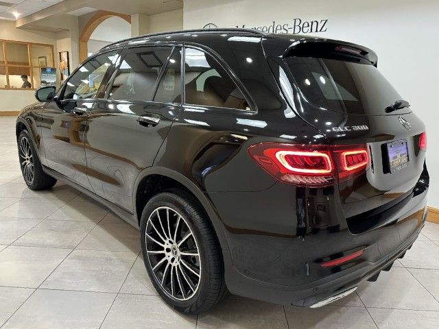 2022 Mercedes-Benz GLC 300