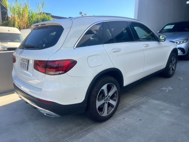 2022 Mercedes-Benz GLC 300