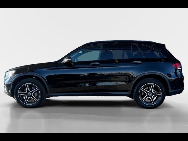 2022 Mercedes-Benz GLC 300