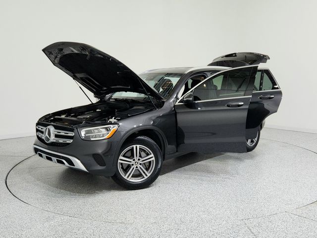 2022 Mercedes-Benz GLC 300