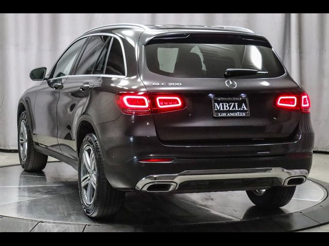 2022 Mercedes-Benz GLC 300