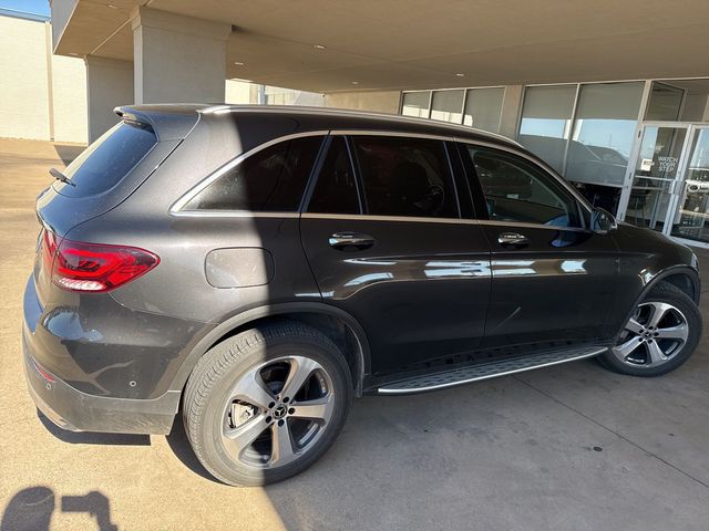 2022 Mercedes-Benz GLC 300