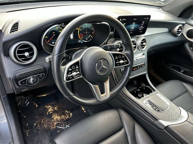 2022 Mercedes-Benz GLC 300