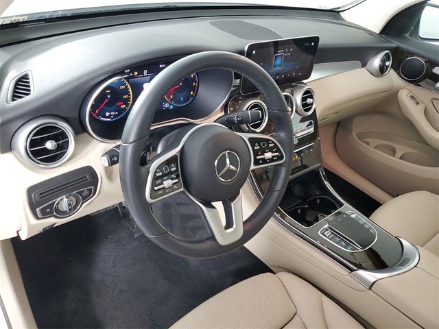 2022 Mercedes-Benz GLC 300