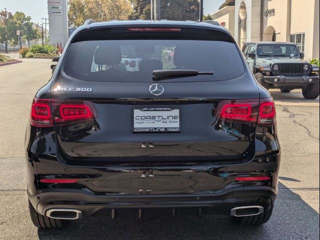 2022 Mercedes-Benz GLC 300