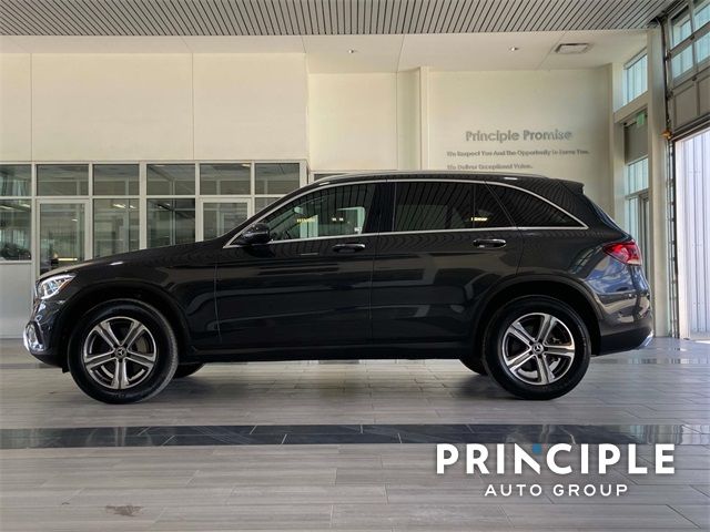 2022 Mercedes-Benz GLC 300