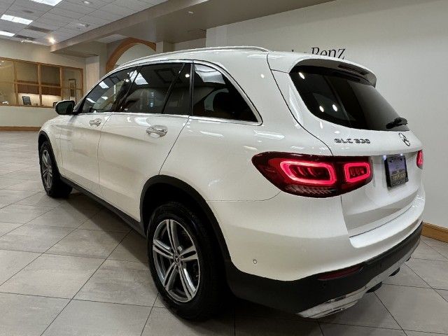 2022 Mercedes-Benz GLC 300